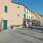 La Casetta A Due Passi Dal Mare- 30 Steps From The - Sea Wiew 里瓦特里戈索