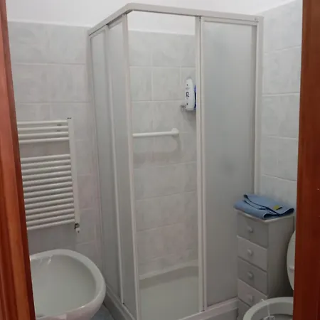 Apartman La Casetta A Due Passi Dal Mare- 30 Steps From The - Sea Wiew